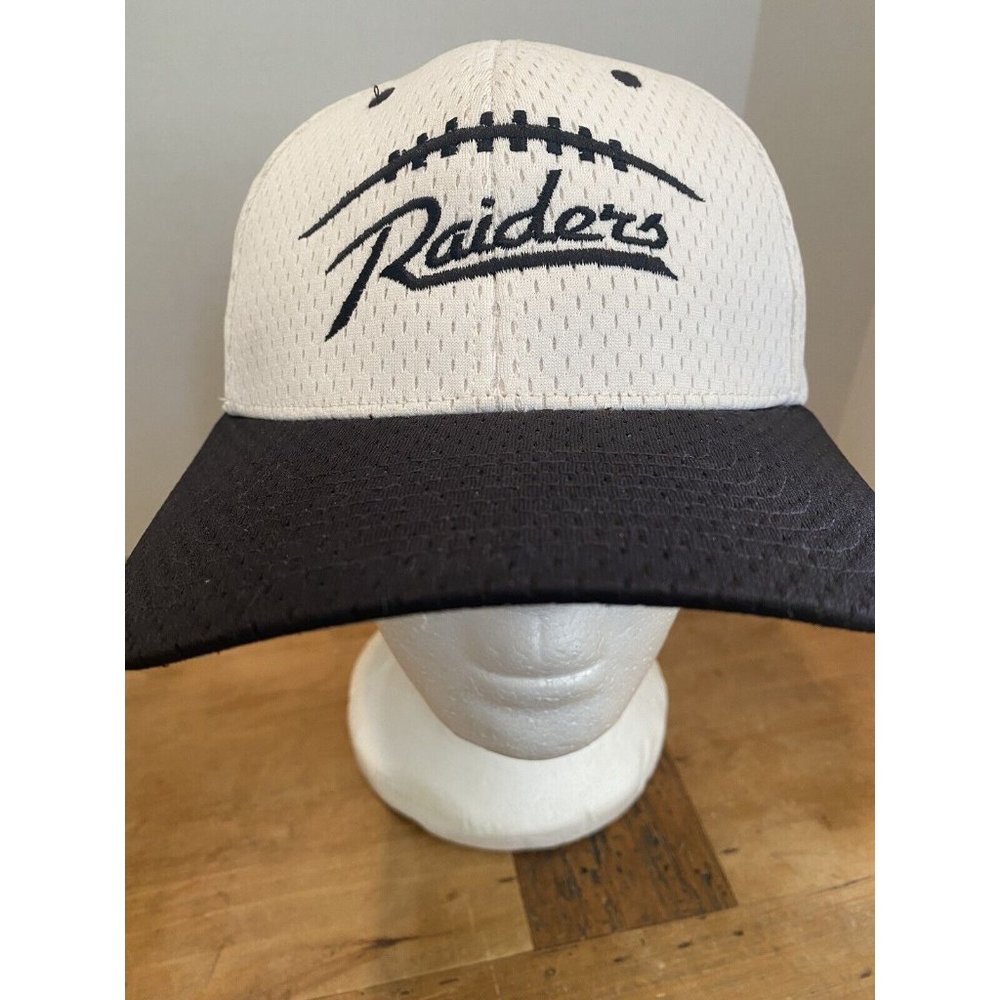 Raiders White And Black  Hat 7 Med/large (k1)